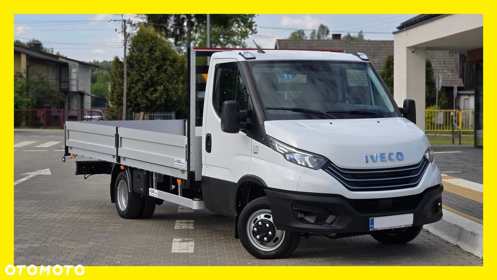 Iveco ❗️❗️DAILY 3.0 180KM MAXI 50C18 JAK NOWY ❗️❗️MODEL 2024 / BLOKADA MOSTU / SKRZYNIA OTWARTA WIDAR 10 PALET / 3500KG HAK / PIERWSZY WŁASCICIEL / NAVI / KAMERA COFANIA / FULL LED / TEMPOMAT AKTYWNY / BLIŹNIAKI / BURTY ALUMINIOWE / WERSJA WZMOCNIONA / FULL OPCJA / SERWIS ASO / SALON POLSKA / 35C15 50C15 35C18❗❗ JAK Z SALONU - NOWY -❗❗ - 1