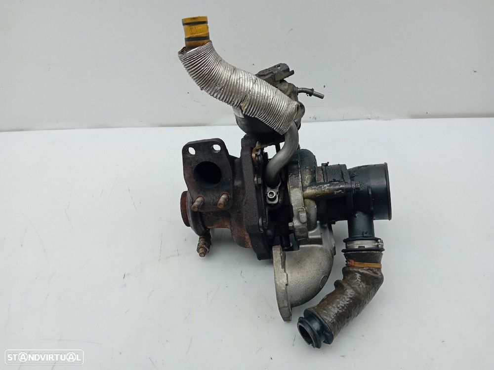 Turbo / compressor VOLVO V40 Hatchback - 2