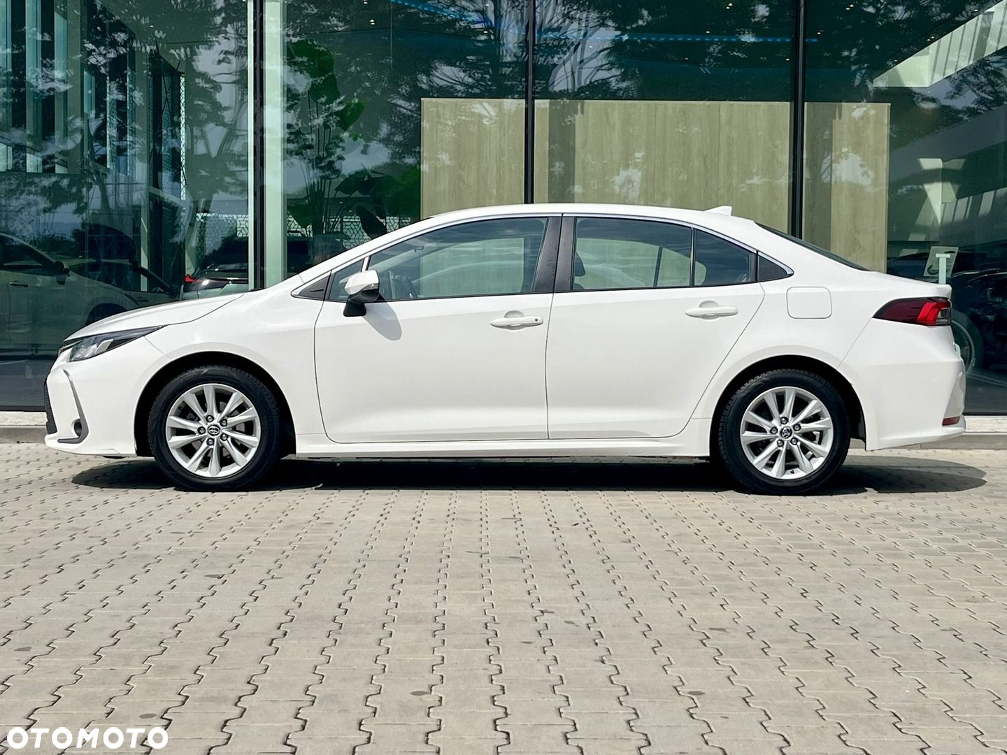 Toyota Corolla - 3