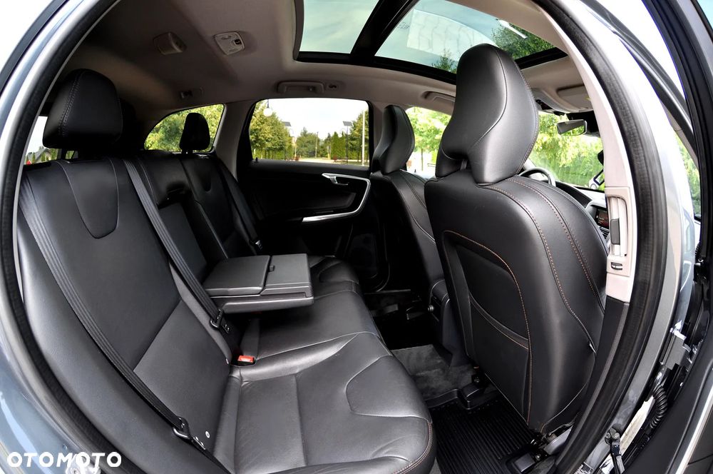 Volvo XC 60 - 22