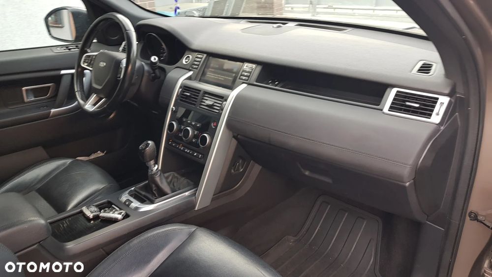 Land Rover Discovery Sport TD4 HSE Luxury - 7