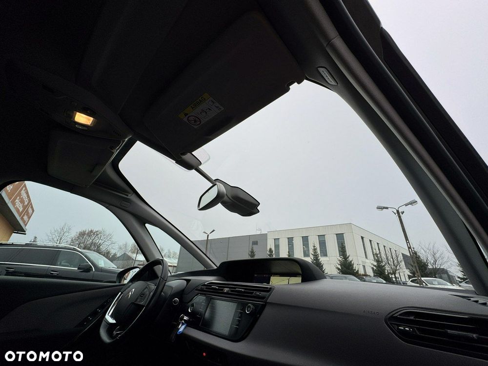 Citroën C4 Picasso - 32