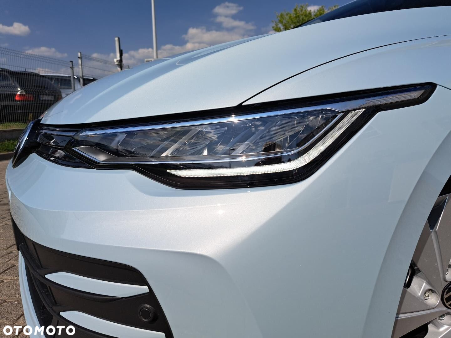 Volkswagen Golf VIII 1.5 eTSI mHEV Life Plus DSG - 38