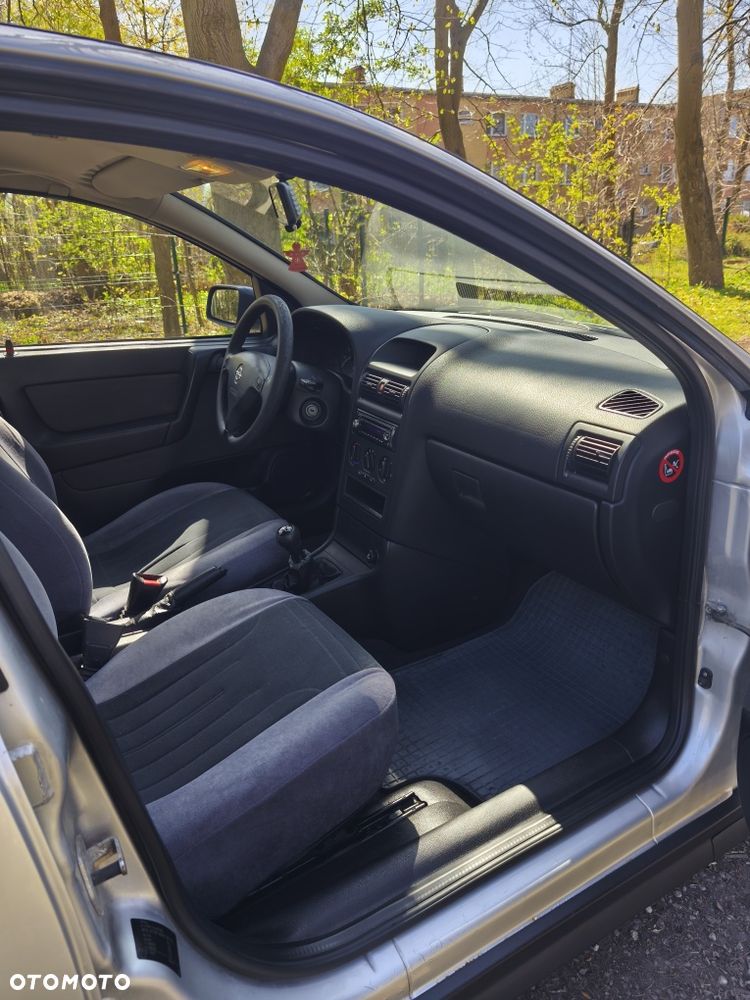 Opel Astra - 8