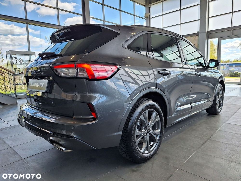 Ford Kuga 1.5 EcoBoost FWD ST-Line - 9