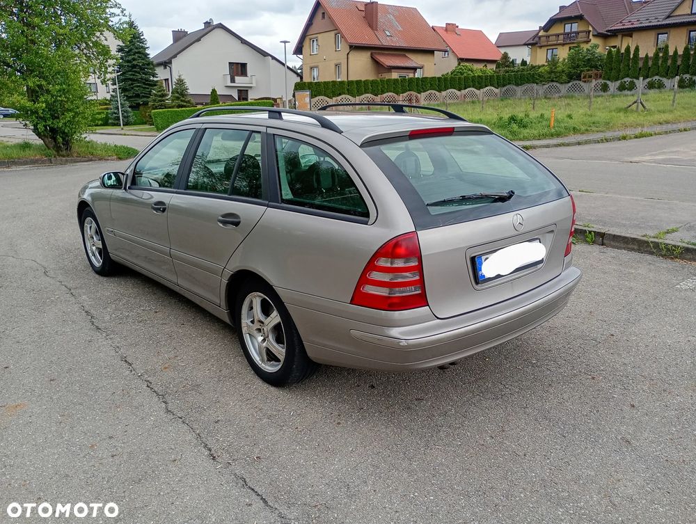 Mercedes-Benz Klasa C 220 T CDI Elegance - 12