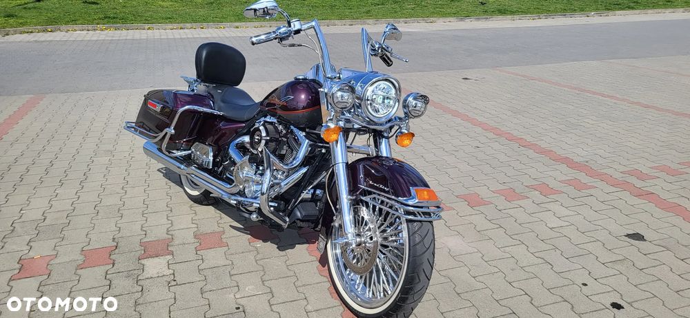 Harley-Davidson Touring Road King - 4