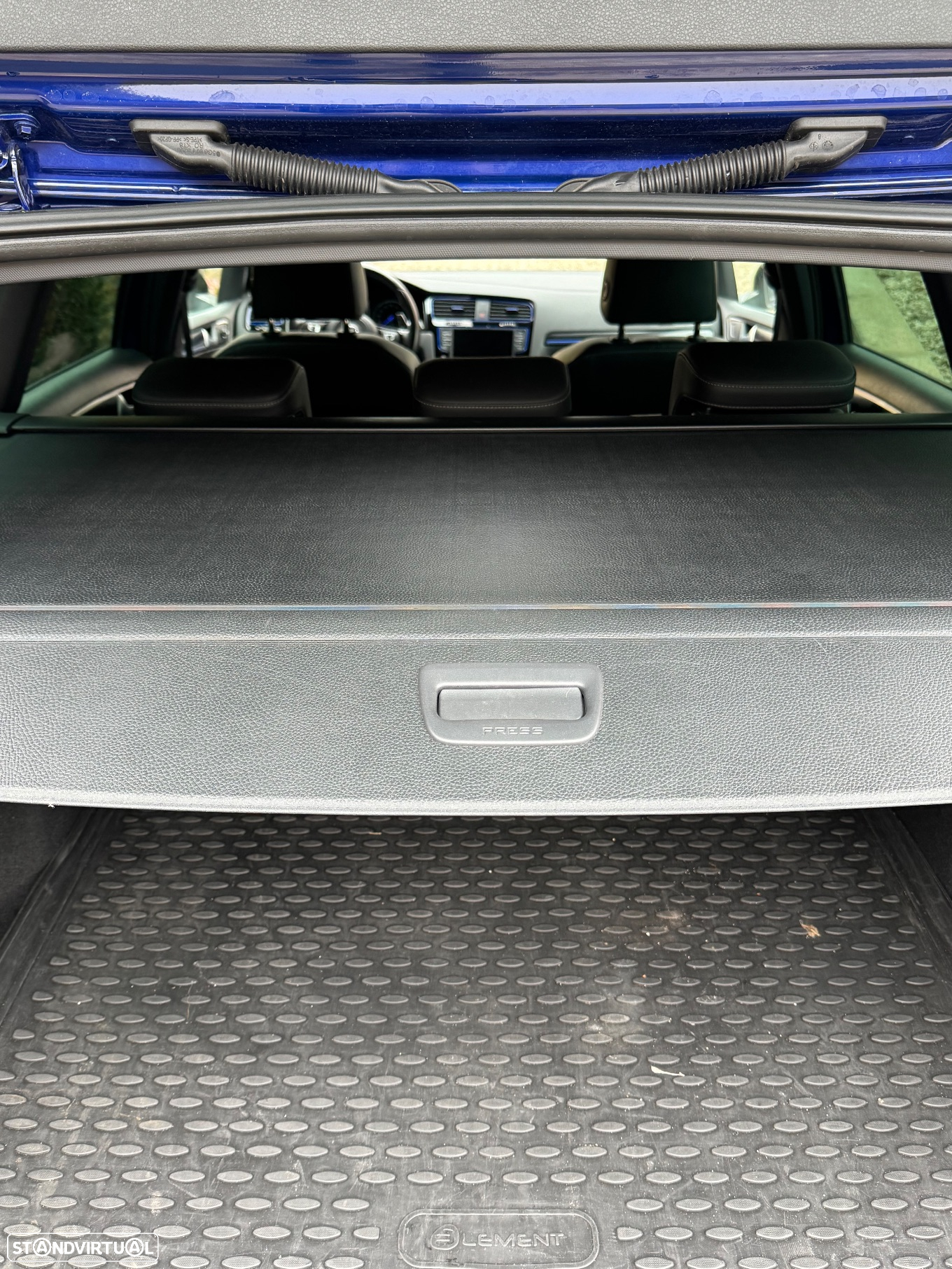 VW Golf Variant R 4Motion BlueMotion DSG - 16