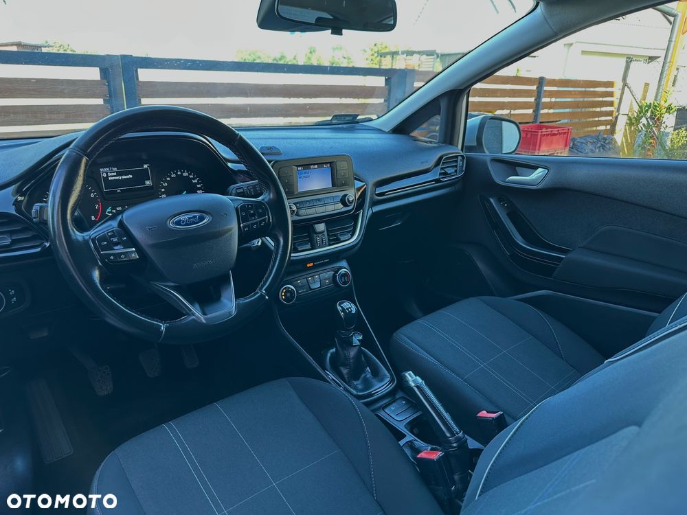 Ford Fiesta 1.1 Trend - 10