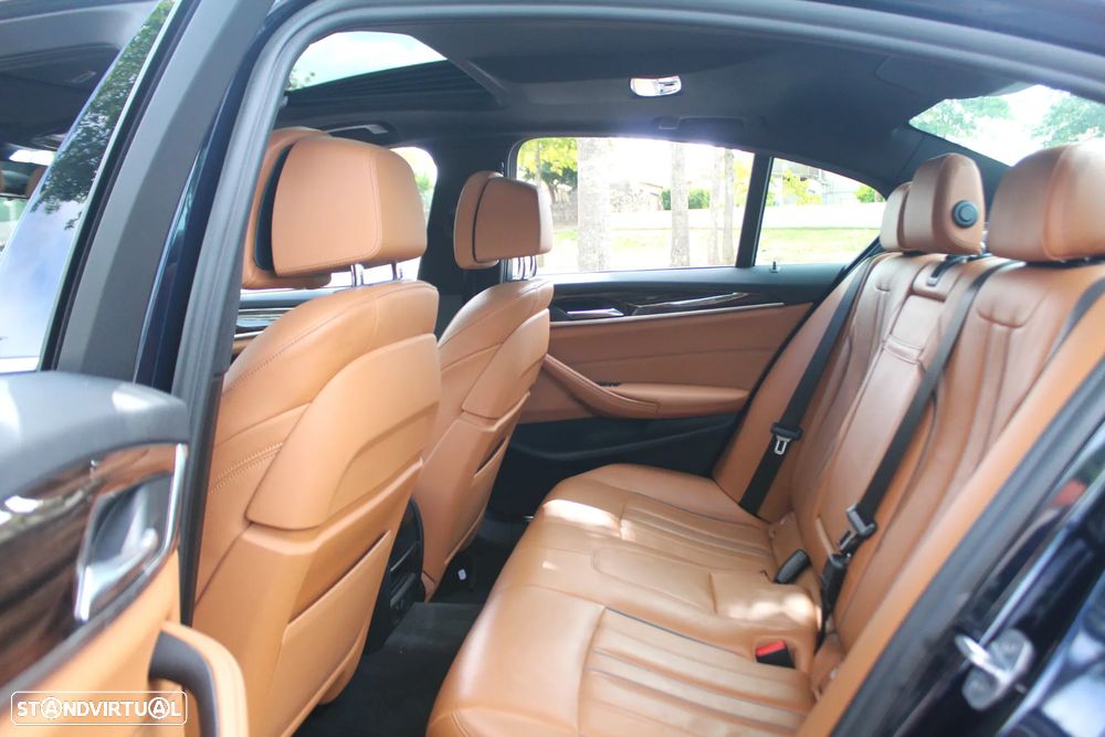 BMW 520 d Line Luxury Auto - 41