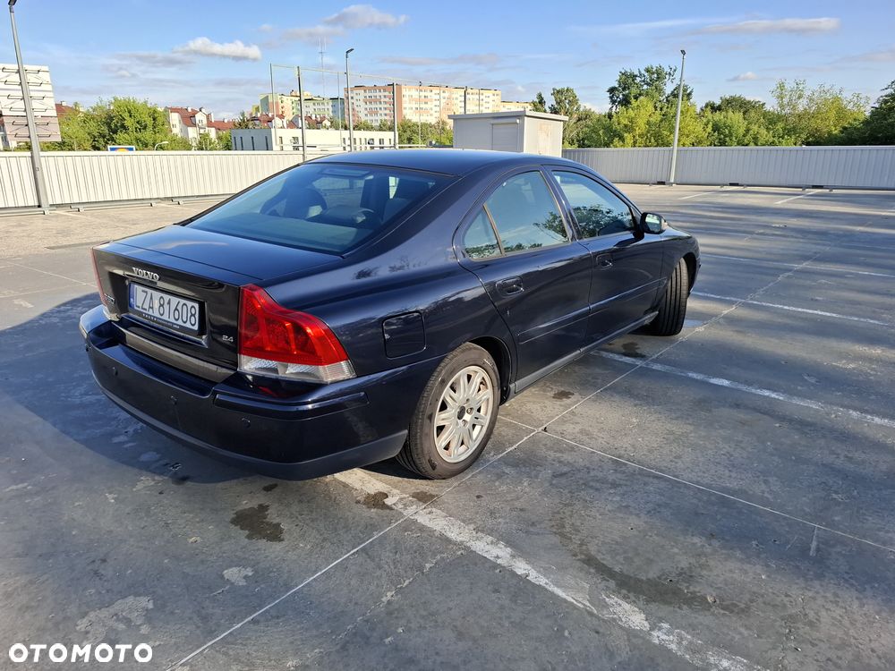 Volvo S60 2.4 Summum - 14