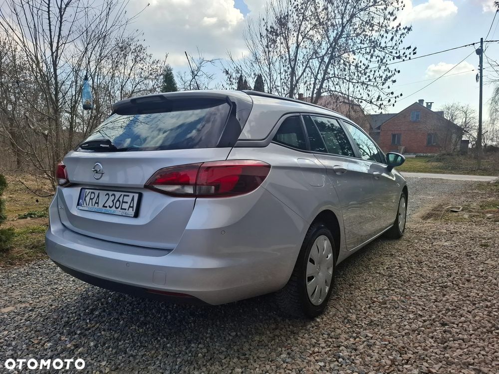 Opel Astra 1.6 CDTI Dynamic - 6