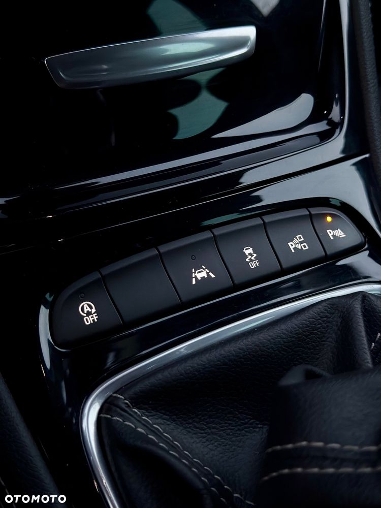 Opel Astra 1.6 CDTI DPF ecoFLEX TourerStart/Stop Exklusiv - 21