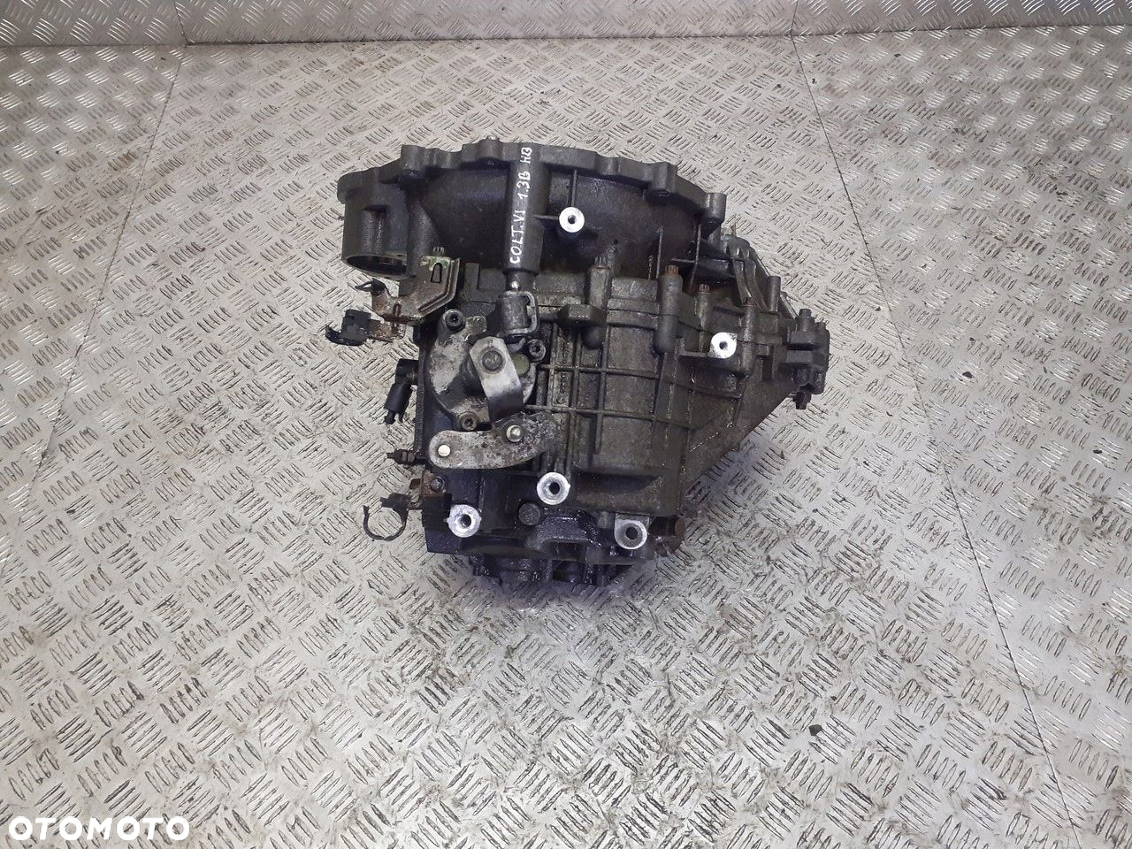 SKRZYNIA BIEGÓW MITSUBISHI COLT VI 1.3 - 4