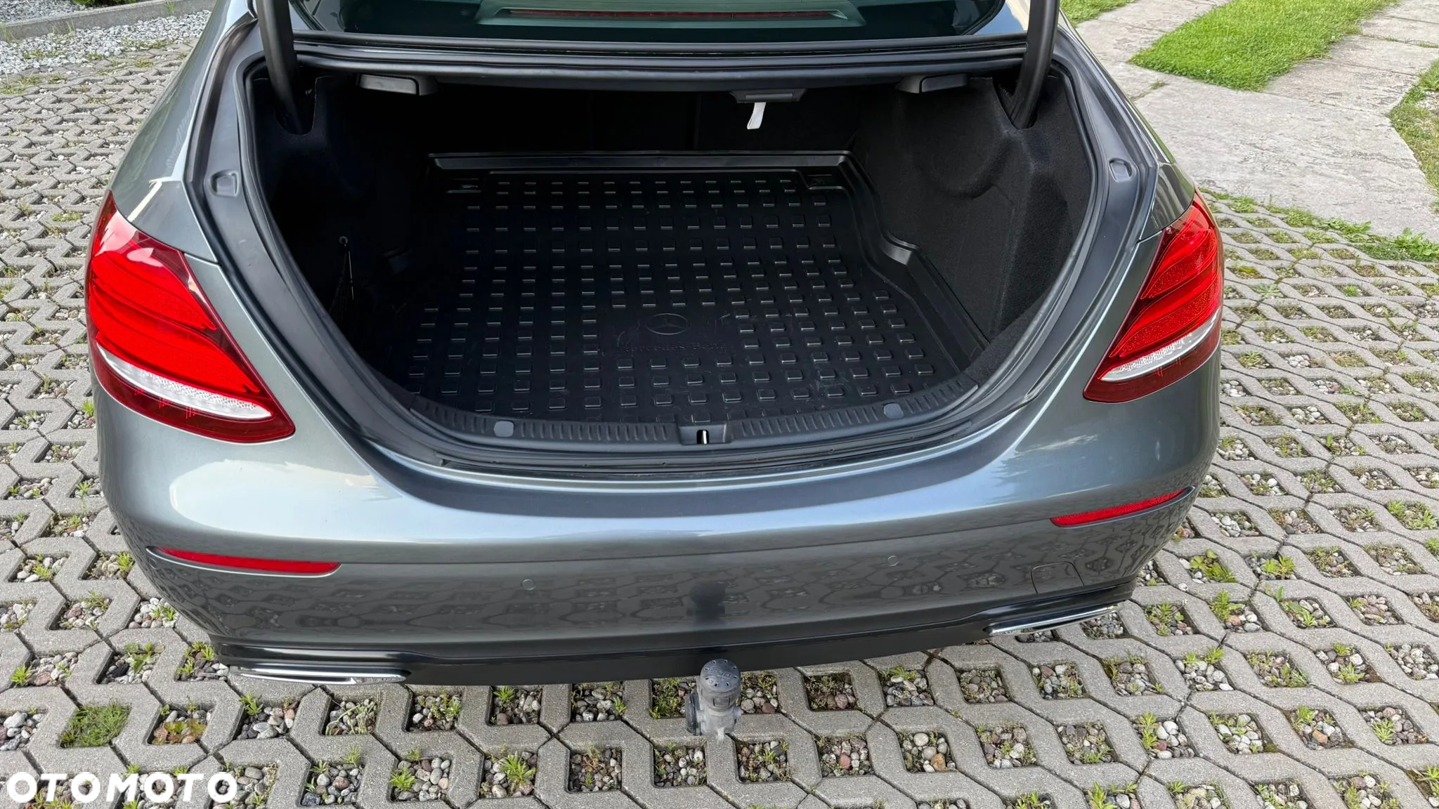 Mercedes-Benz Klasa E 220 d 9G-TRONIC Avantgarde - 11