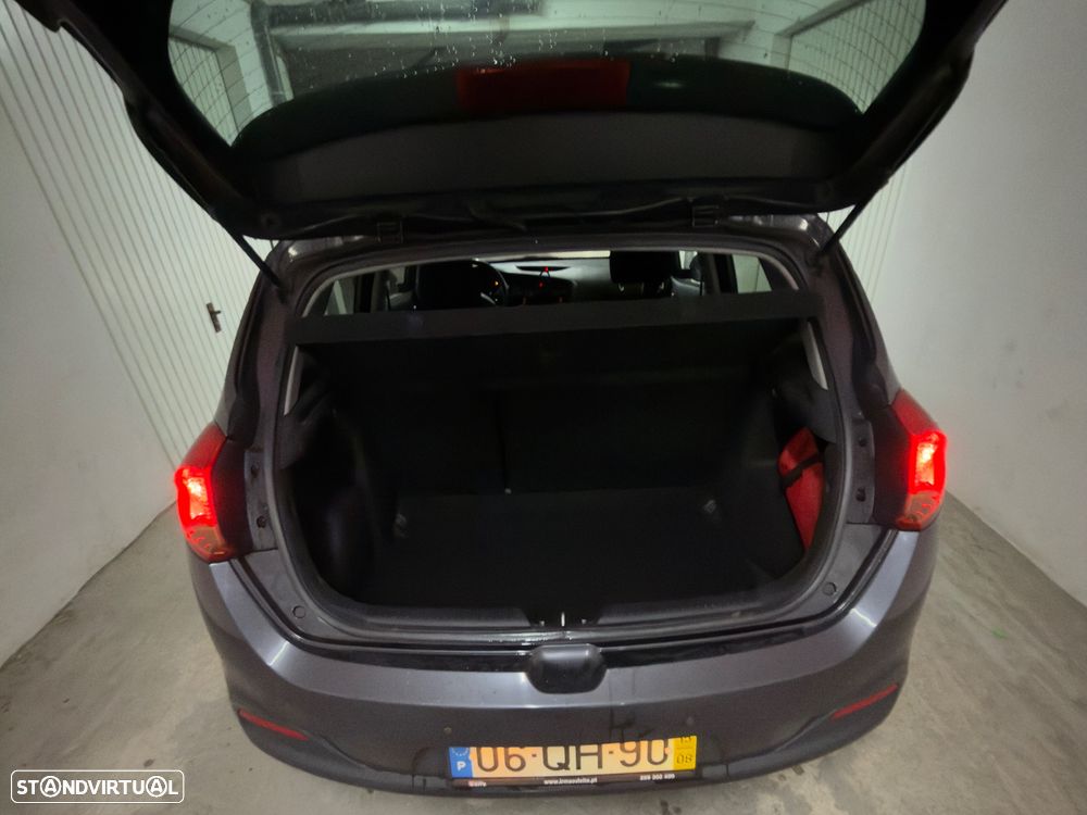 Kia Ceed 1.6 CRDi TX Prime - 8