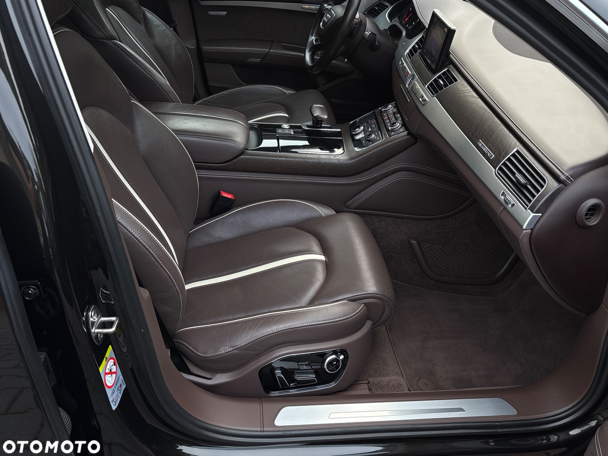 Audi A8 4.2 TDI L Quattro - 25