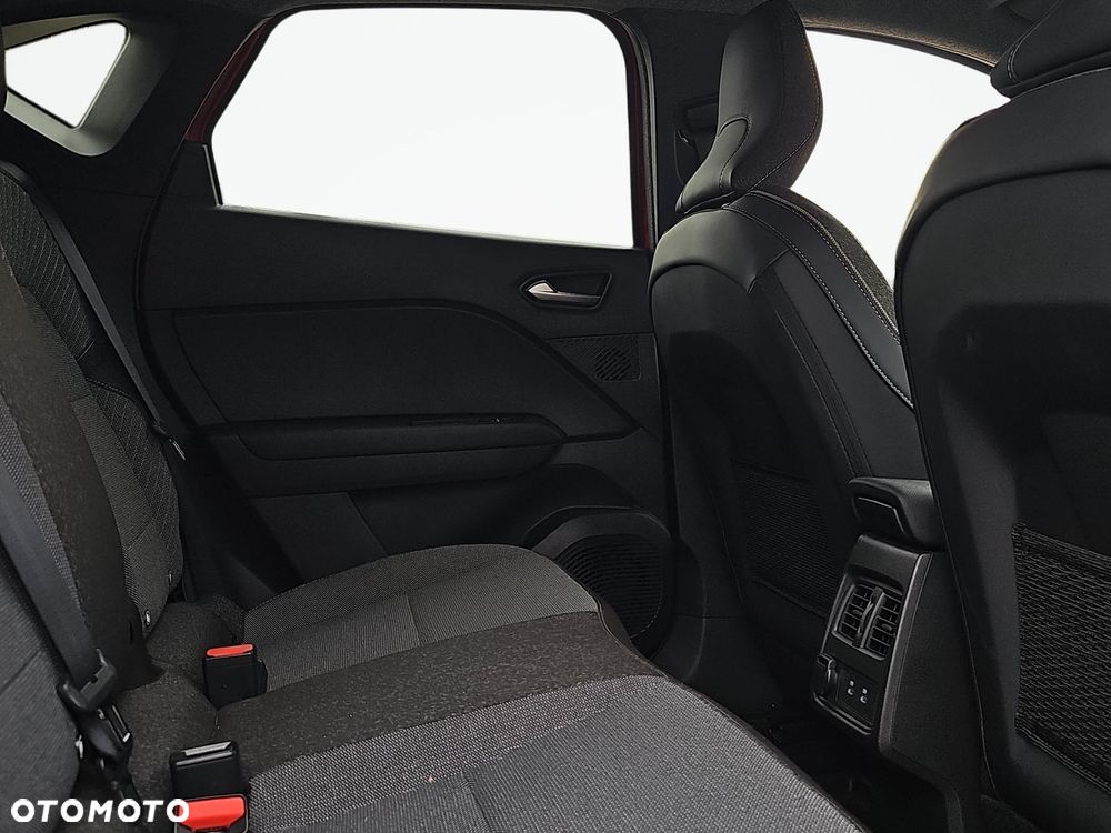 Renault Captur 1.3 TCe mHEV Techno EDC - 23