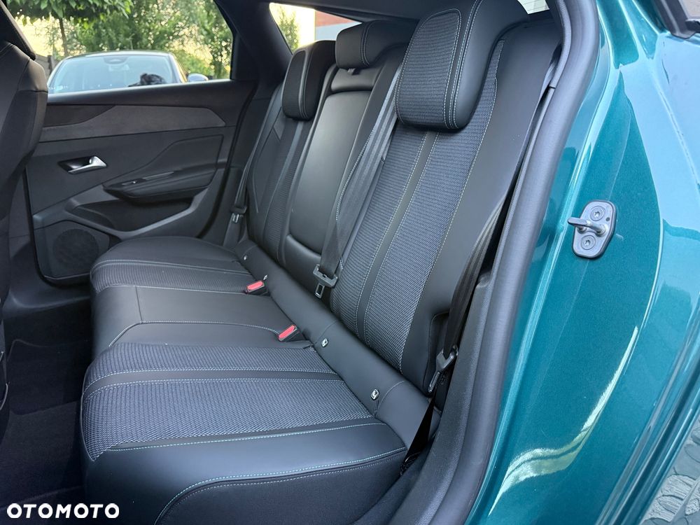 Peugeot 308 BlueHDi 130 EAT8 Allure - 9