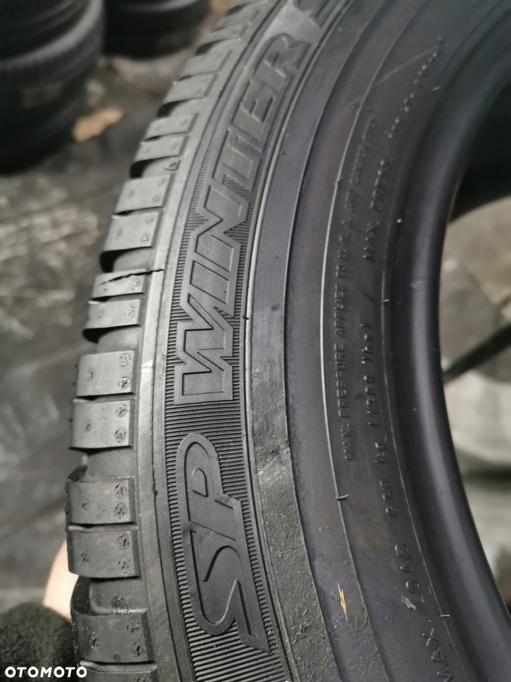 205/60r16 dunlop opony zimowe 7,5mm 5195 - 4