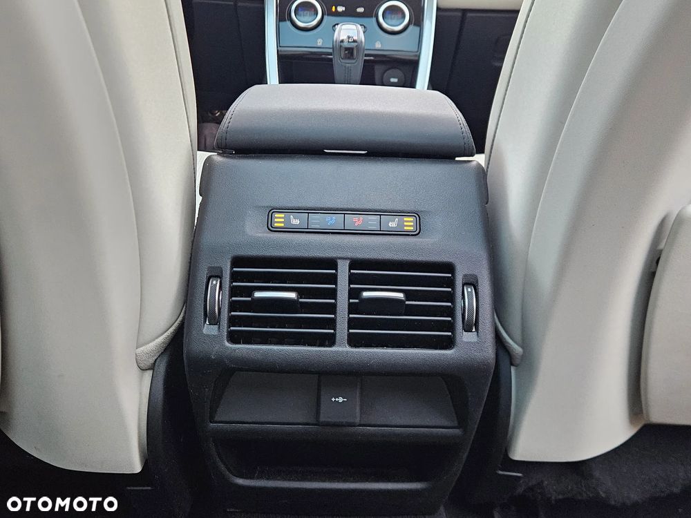 Land Rover Discovery Sport 2.0 D180 HSE - 19