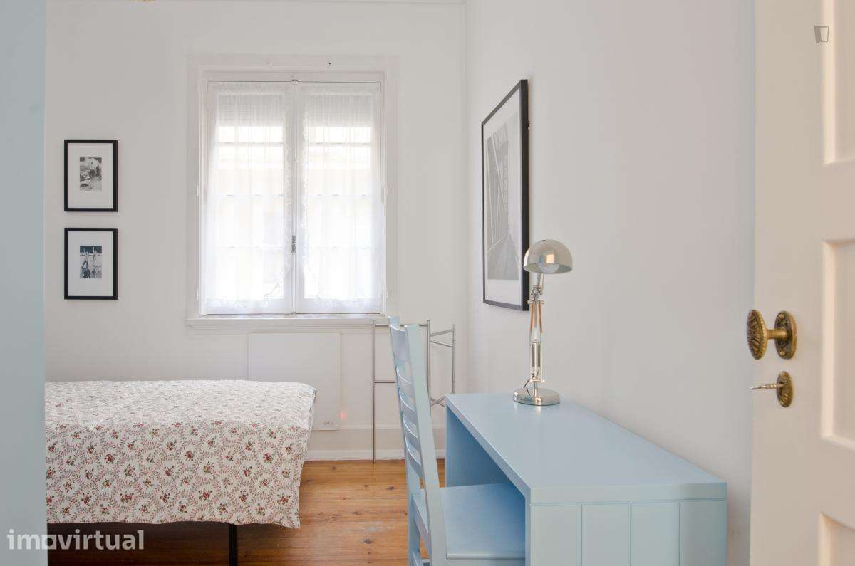 Quarto - localizado em Saldanha Lisbon - Grande imagem: 2/22
