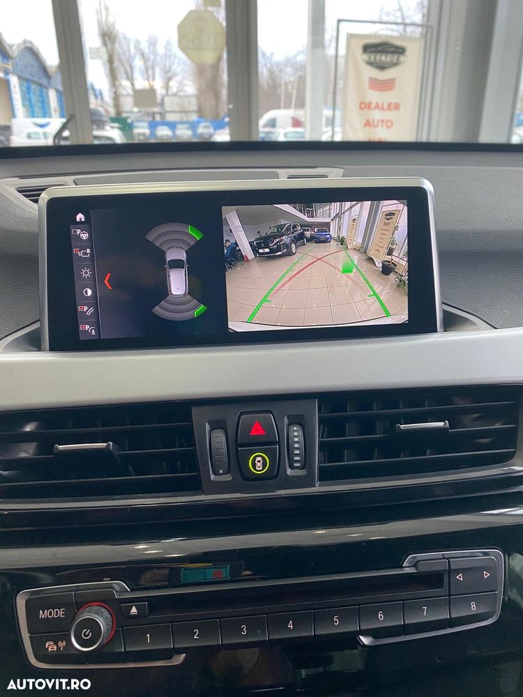 BMW X1 xDrive20i AT - 15