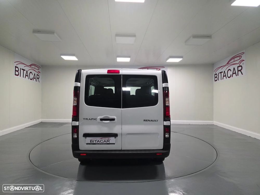 Renault Trafic - 22