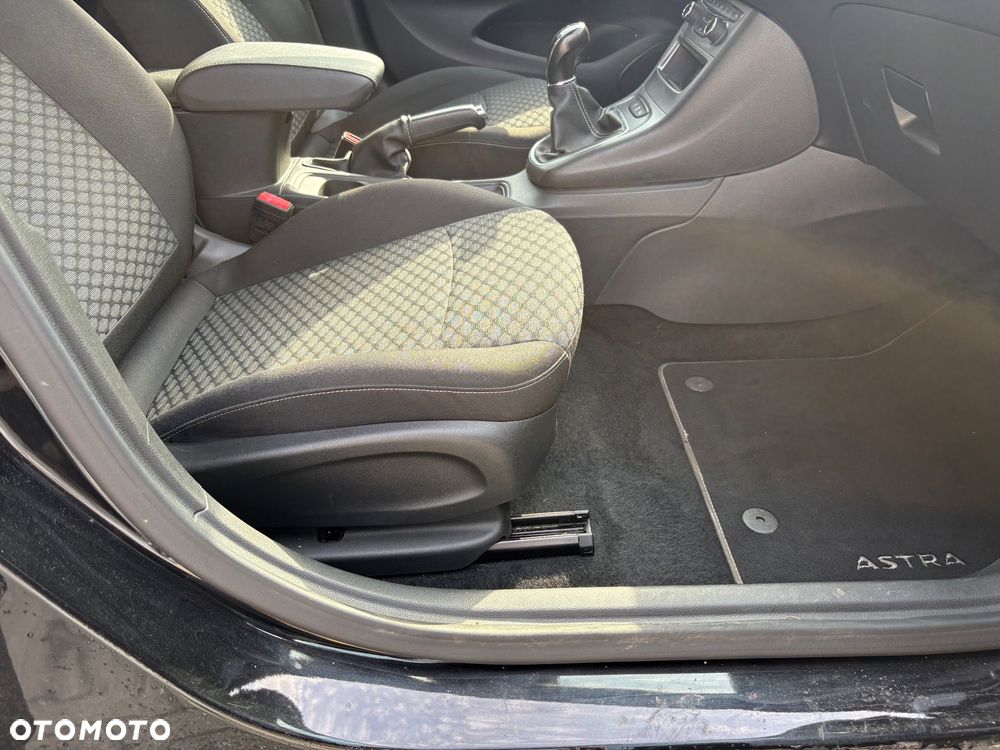 Opel Astra 1.6 CDTI Enjoy S&S - 9