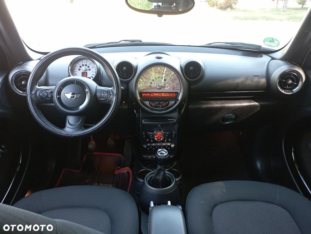 MINI Countryman Cooper D ALL4 - 8