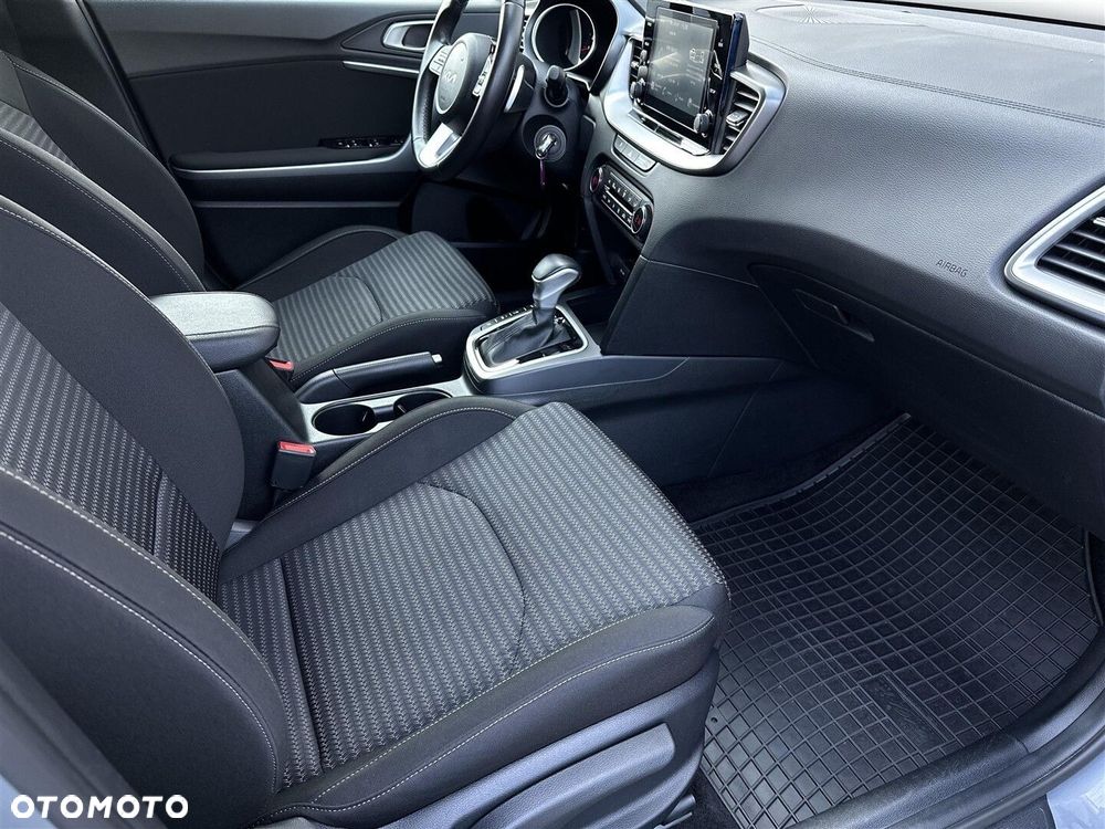 Kia Ceed 1.5 T-GDI M DCT - 8