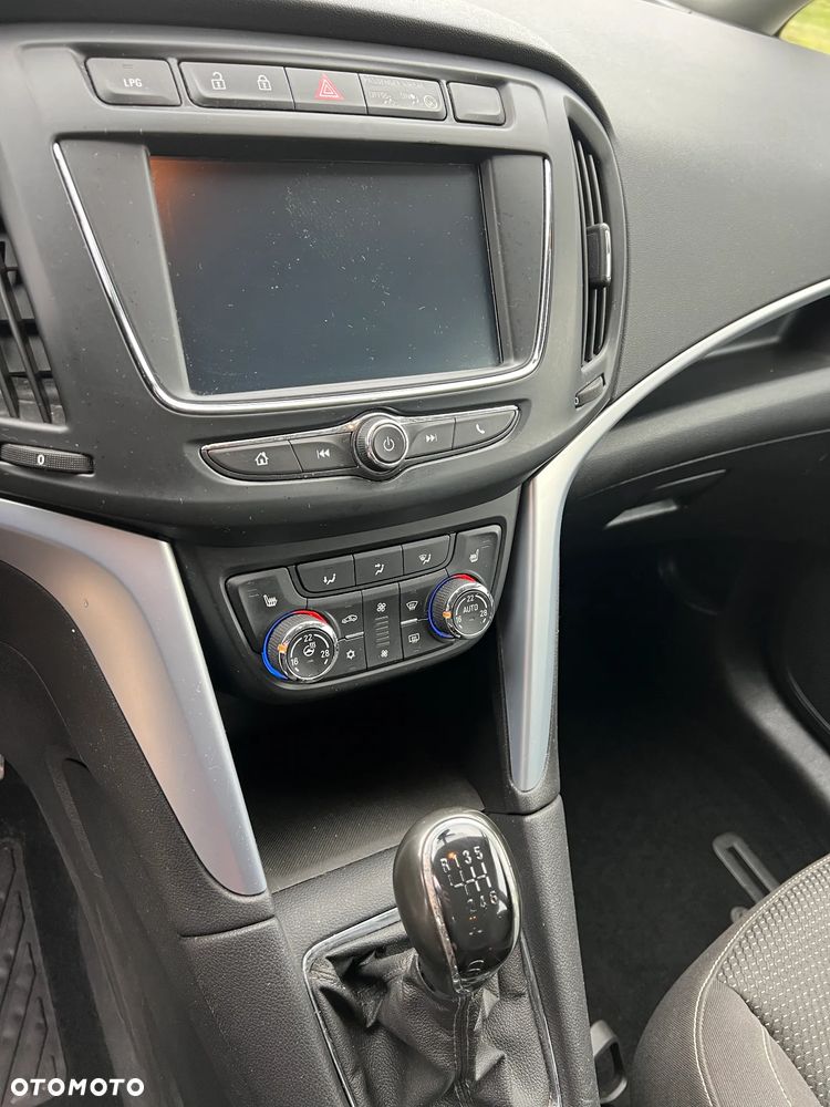 Opel Zafira - 6