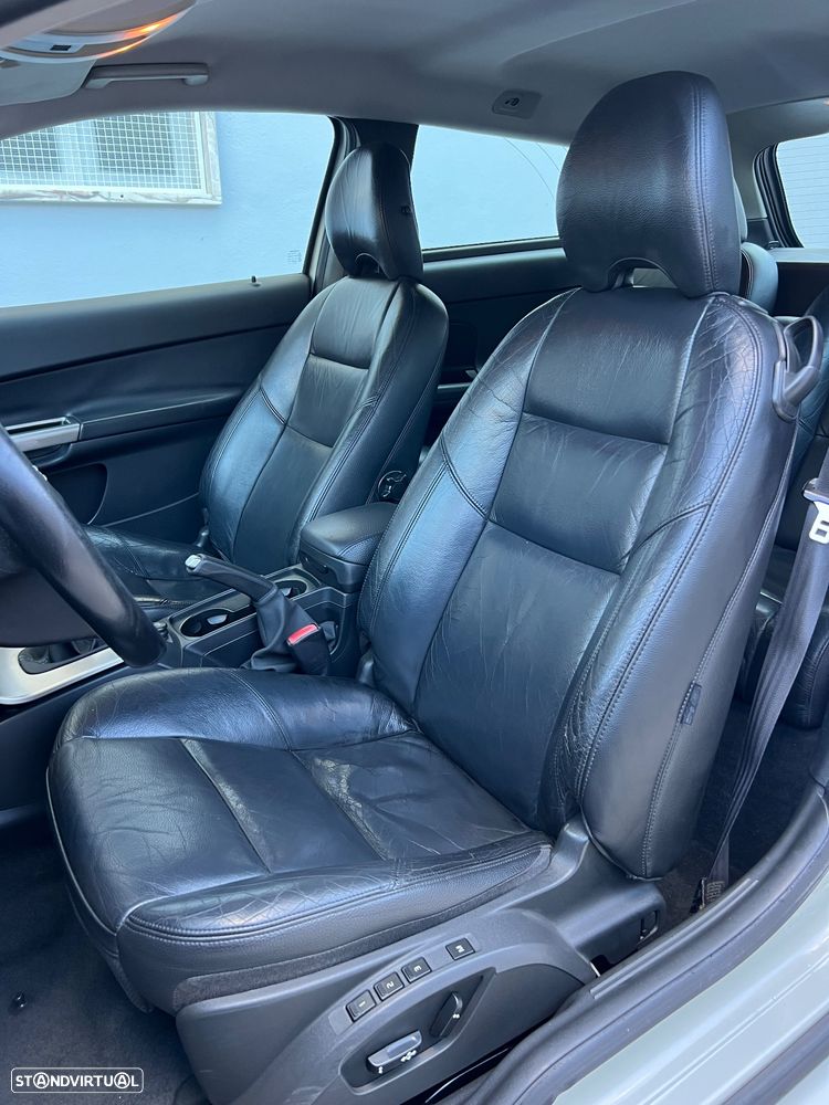 Volvo C30 1.6 D Drive Momentum - 27