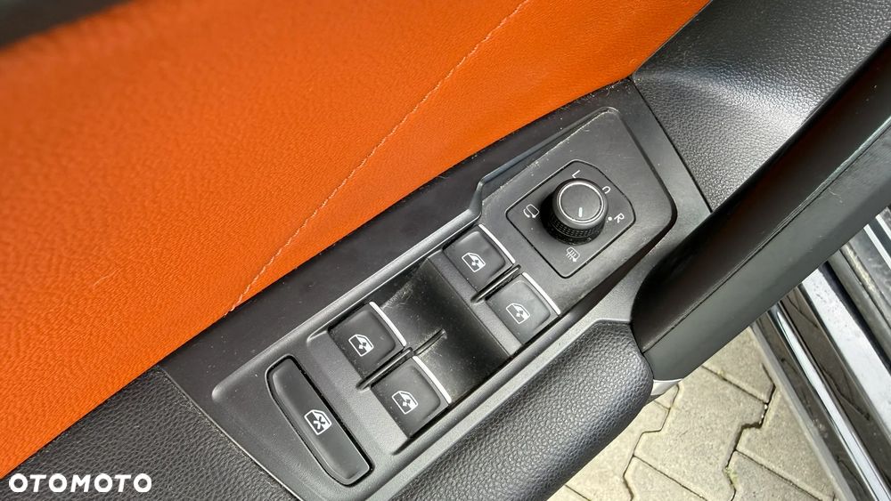 Volkswagen Tiguan 2,0 TSI OPF 4Motion DSG R-Line - 14