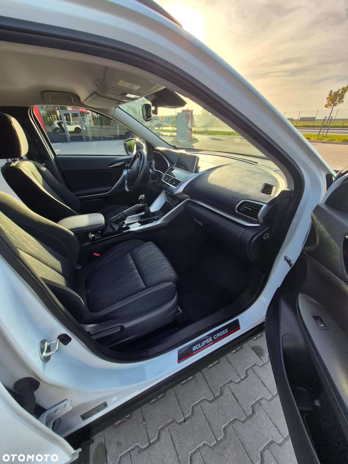 Mitsubishi Eclipse Cross 1.5 T Intense - 13