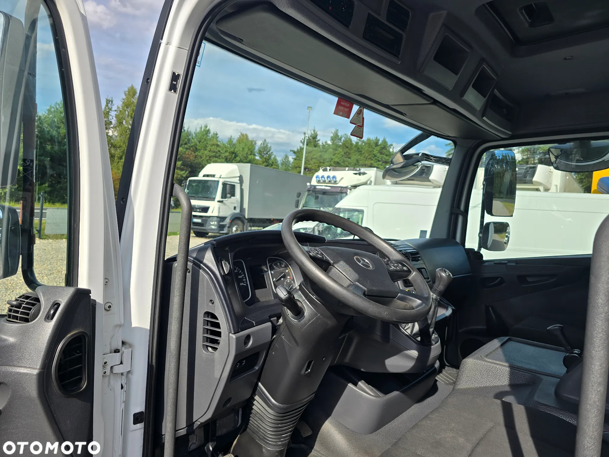 Mercedes-Benz ATEGO - 13