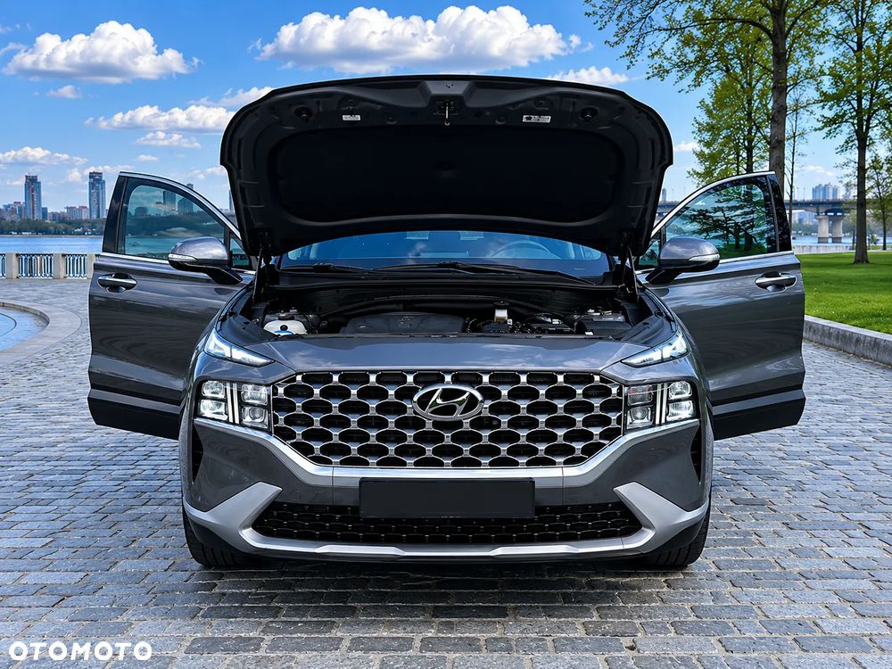 Hyundai Santa Fe - 3