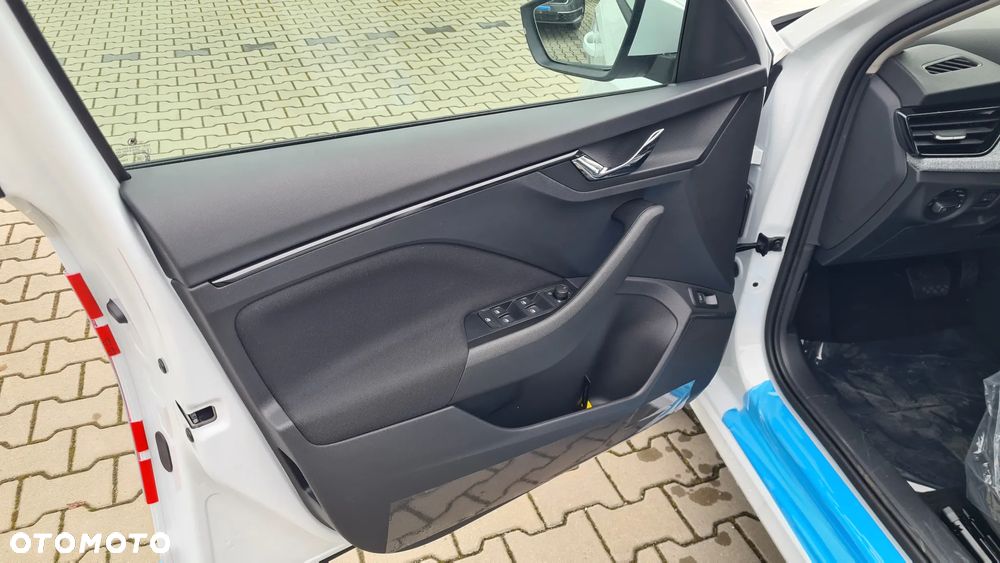 Skoda Kamiq 1.5 TSI Drive DSG - 8