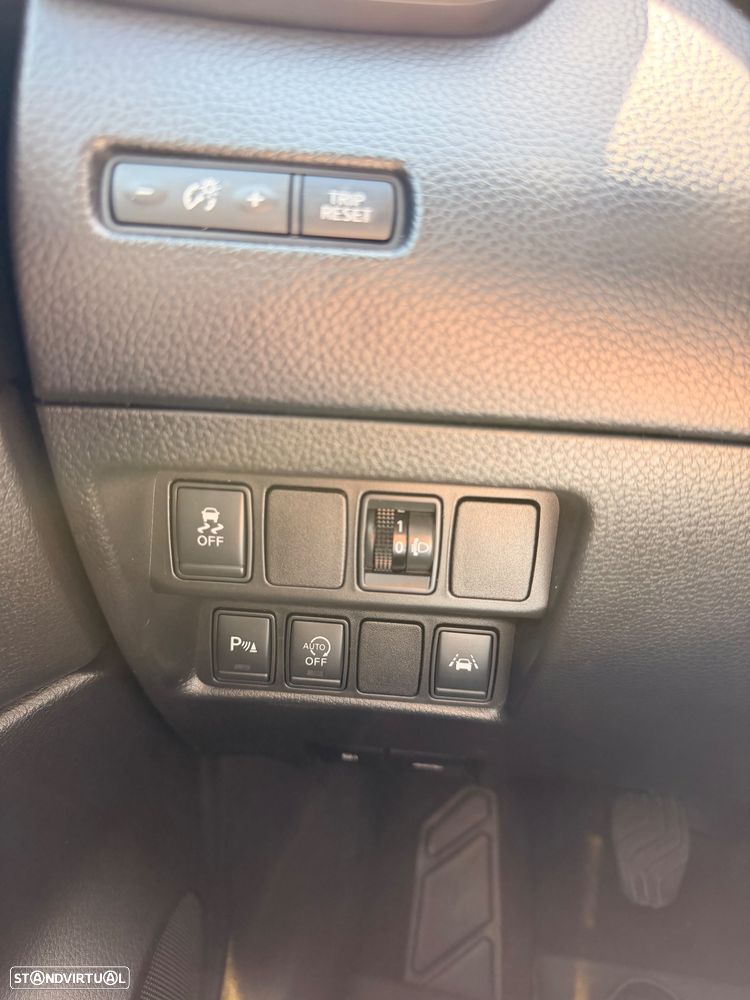 Nissan Qashqai 1.5 dCi 360 - 17