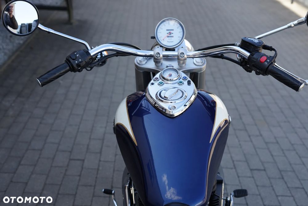 Triumph America - 16