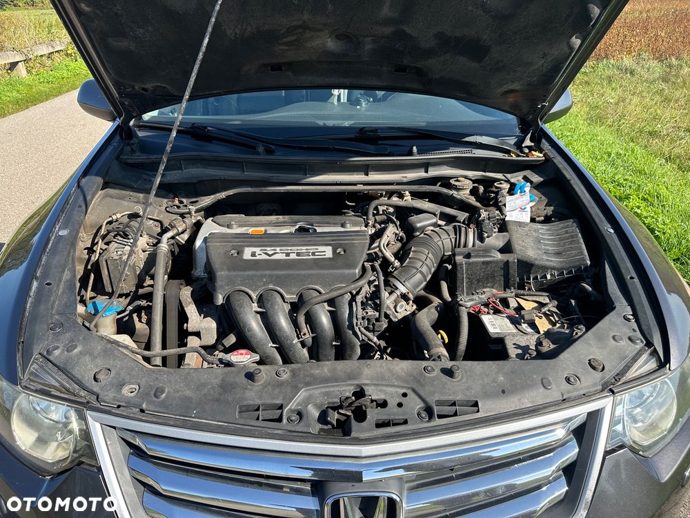 Honda Accord 2.4 Executive Nav - 17