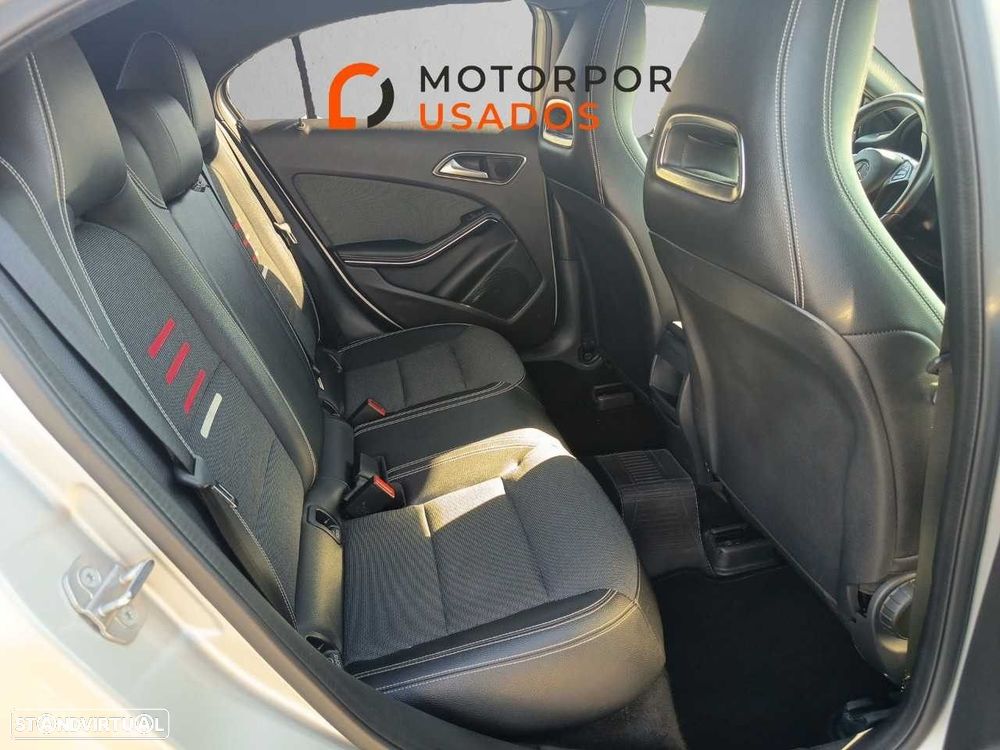 Mercedes-Benz A 180 d AMG Line - 10