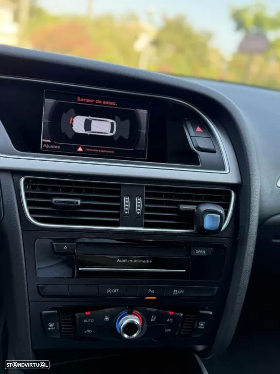 Audi A4 Avant 2.0 TDI S-line - 13