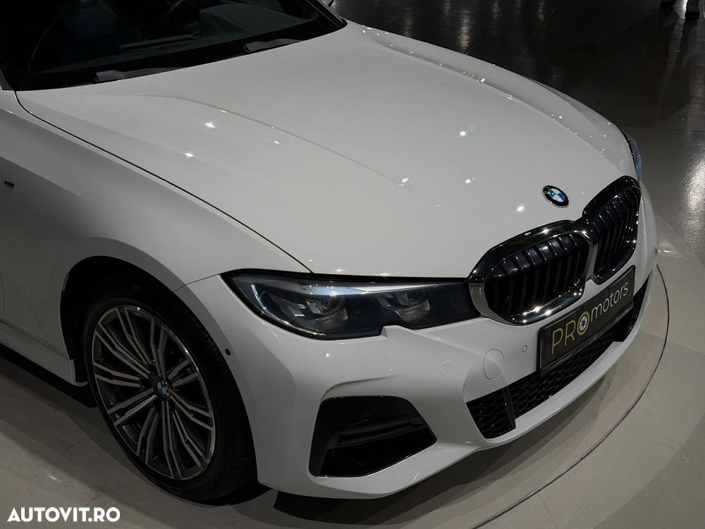 BMW Seria 3 330e iPerformance M Sport - 13