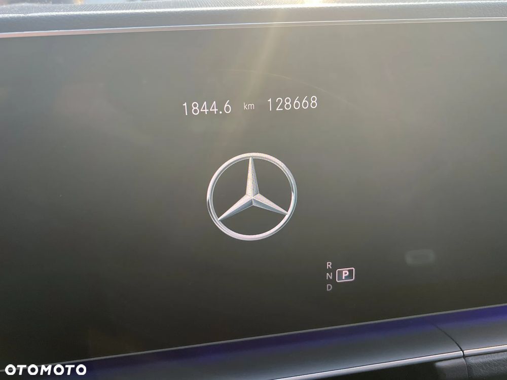Mercedes-Benz GLE 350 d 4Matic 9G-TRONIC AMG Line - 8