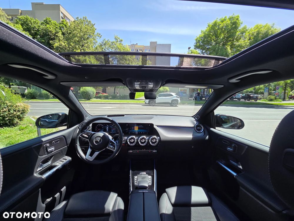 Mercedes-Benz Klasa B 220 4-Matic Style 7G-DCT - 24