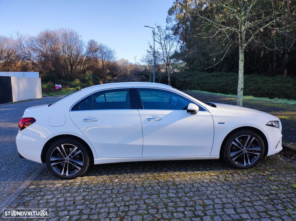 Mercedes-Benz A 250 Limousine e 8G-DCT Progressive - 12