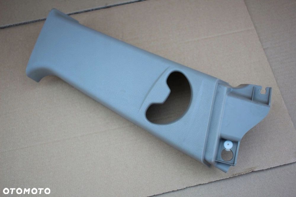Osłona słupka B BMW e82 PRAWA szara 2996104 - 1