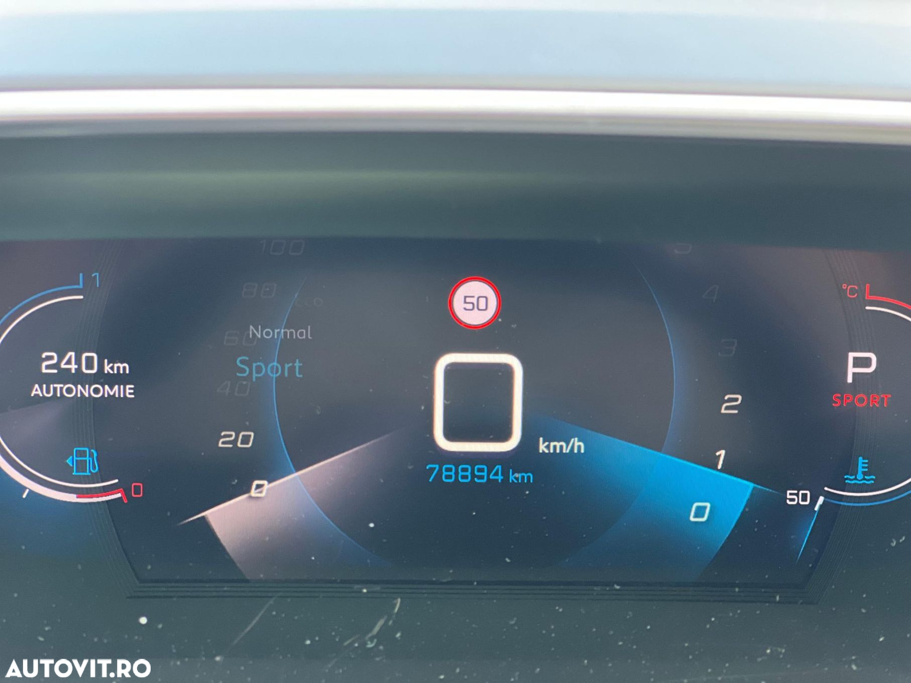 Peugeot 2008 1.2 L PureTech STT EAT8 GT Line - 25