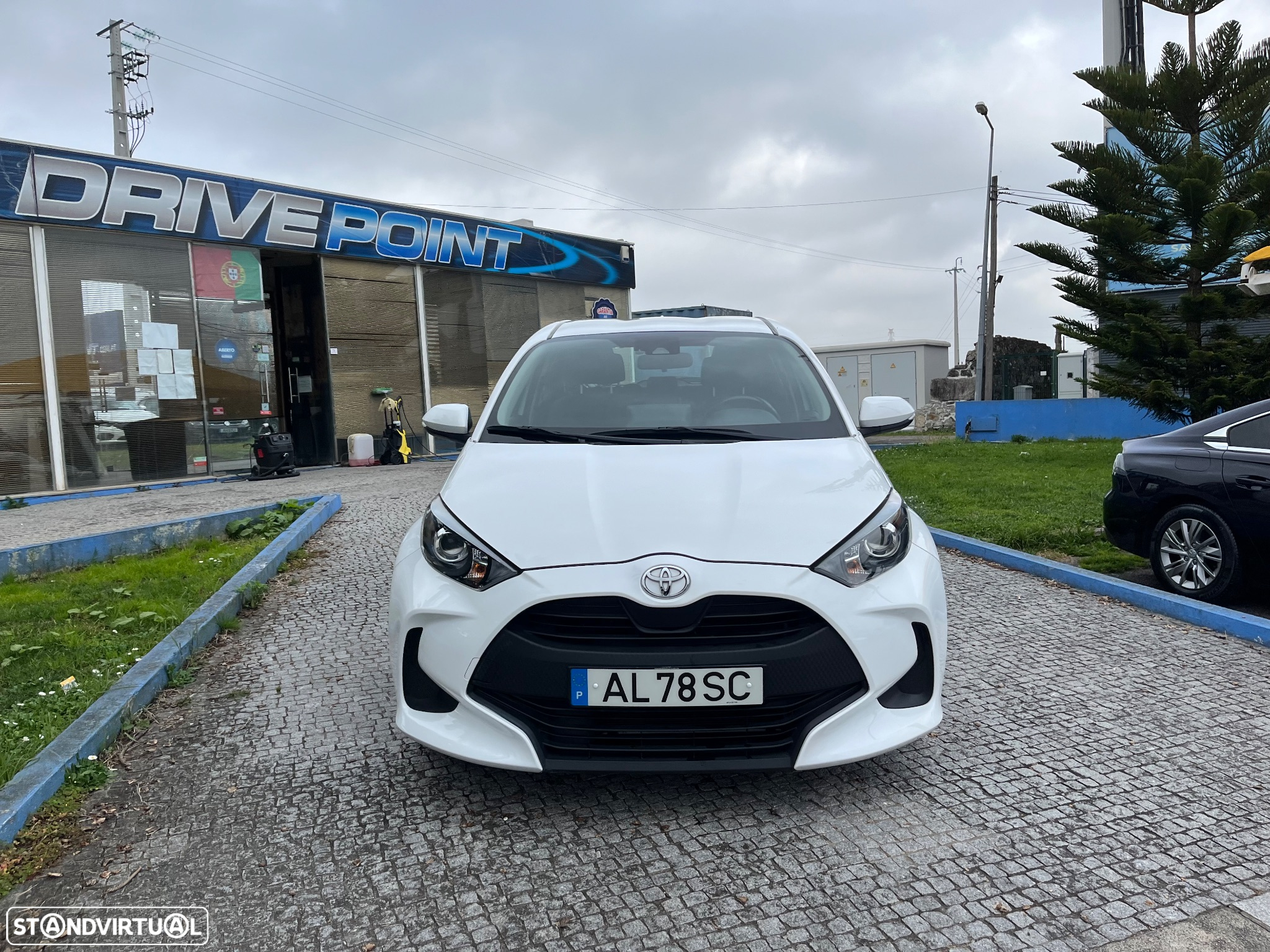 Toyota Yaris 1.0 VVT-i Comfort - 4